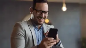 Haz nuevas amistades desde tu celular